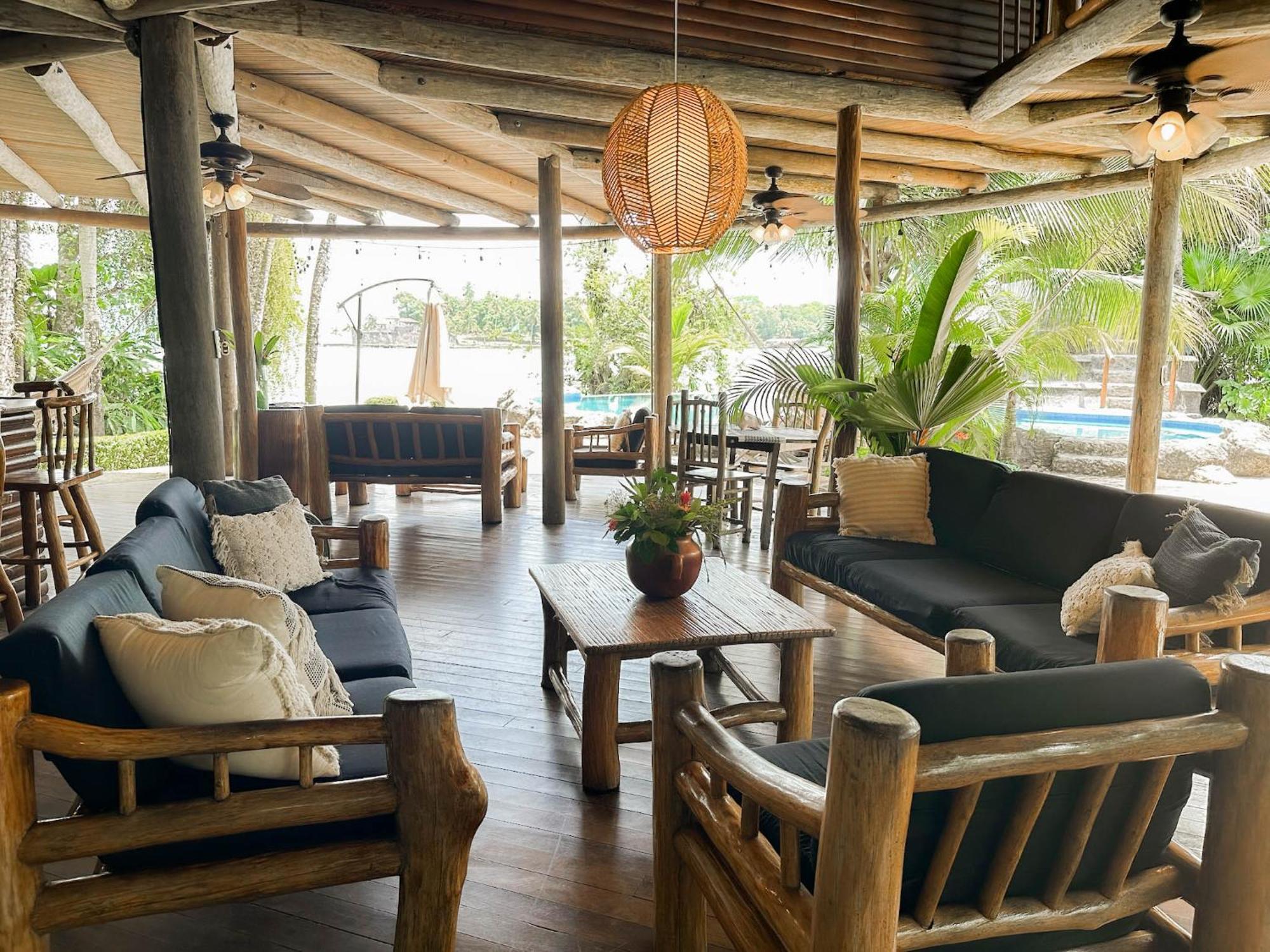 Casa Caribe Hotel Rio Dulce Buitenkant foto
